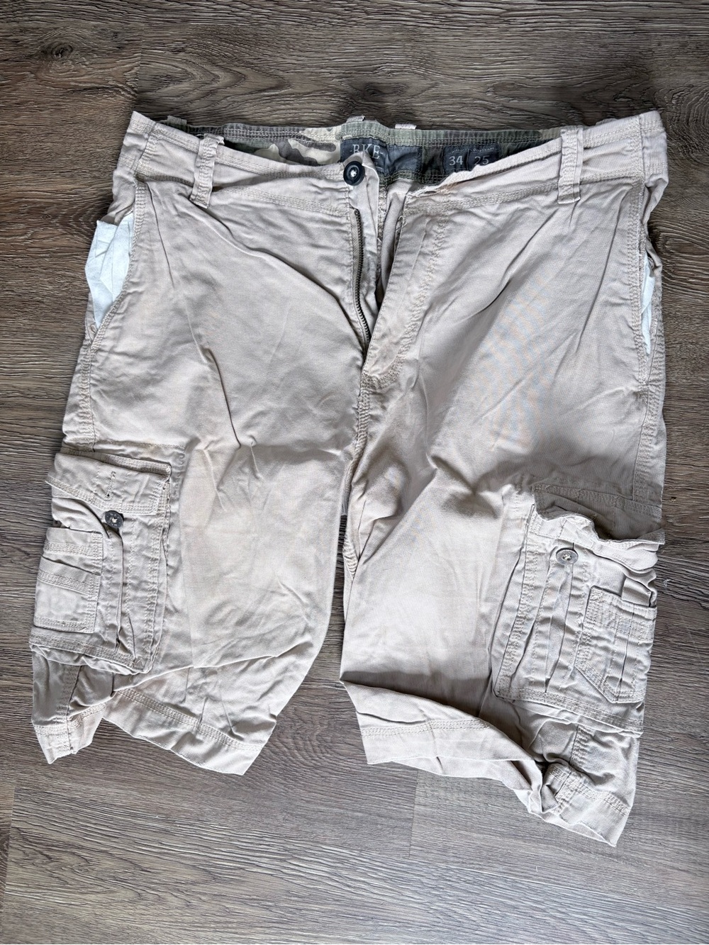 BKE Men's Cargo Shorts in Light Khaki